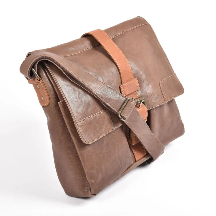 Ashwood Brown Leather Cyrus Messenger Bag