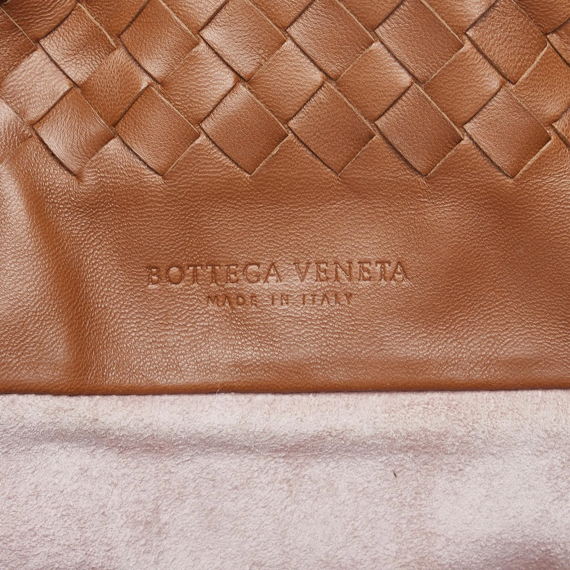 Bottega Veneta Intrecciato Shoulder Bag (SHG-qLm7lt)