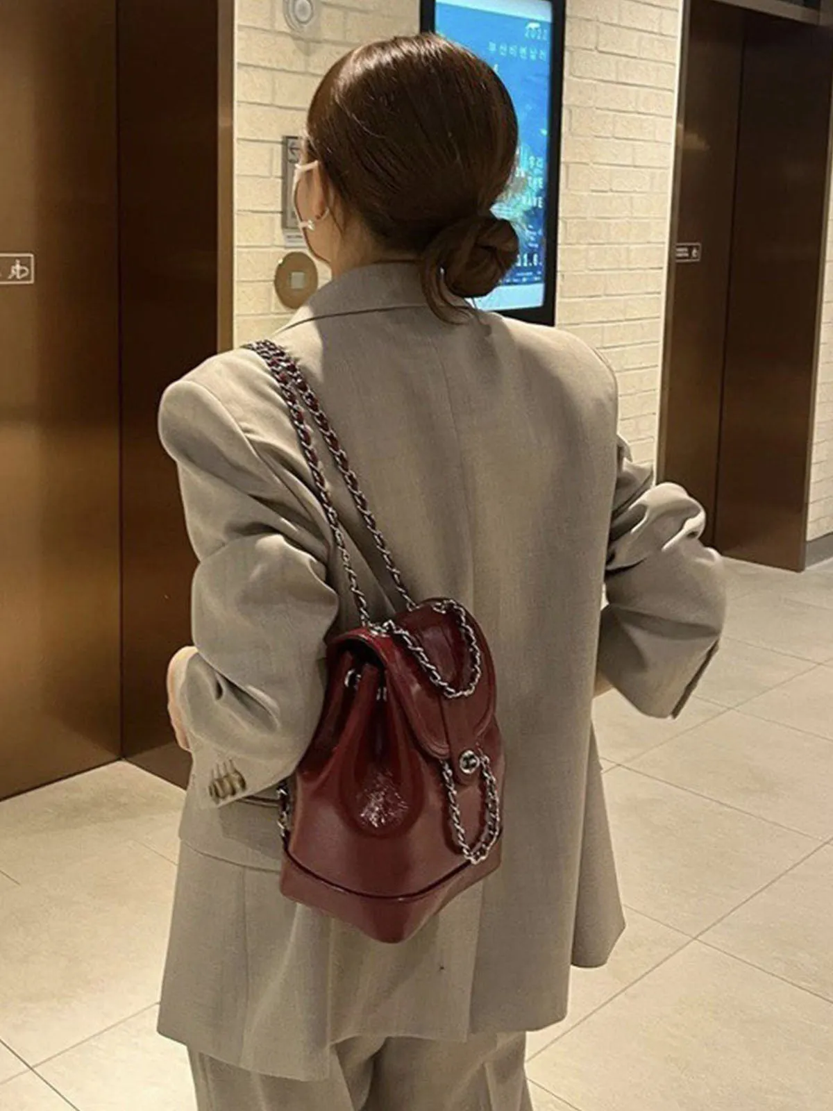 Bucket bag style Chain Backpack