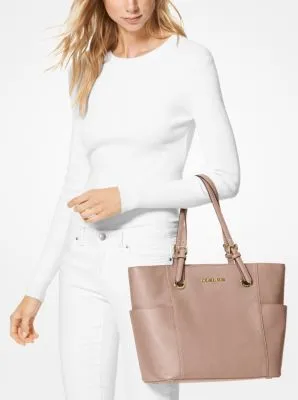 Jet Set Medium Pebbled Leather Tote Bag