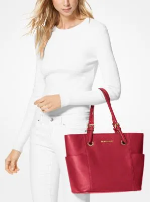 Jet Set Medium Pebbled Leather Tote Bag