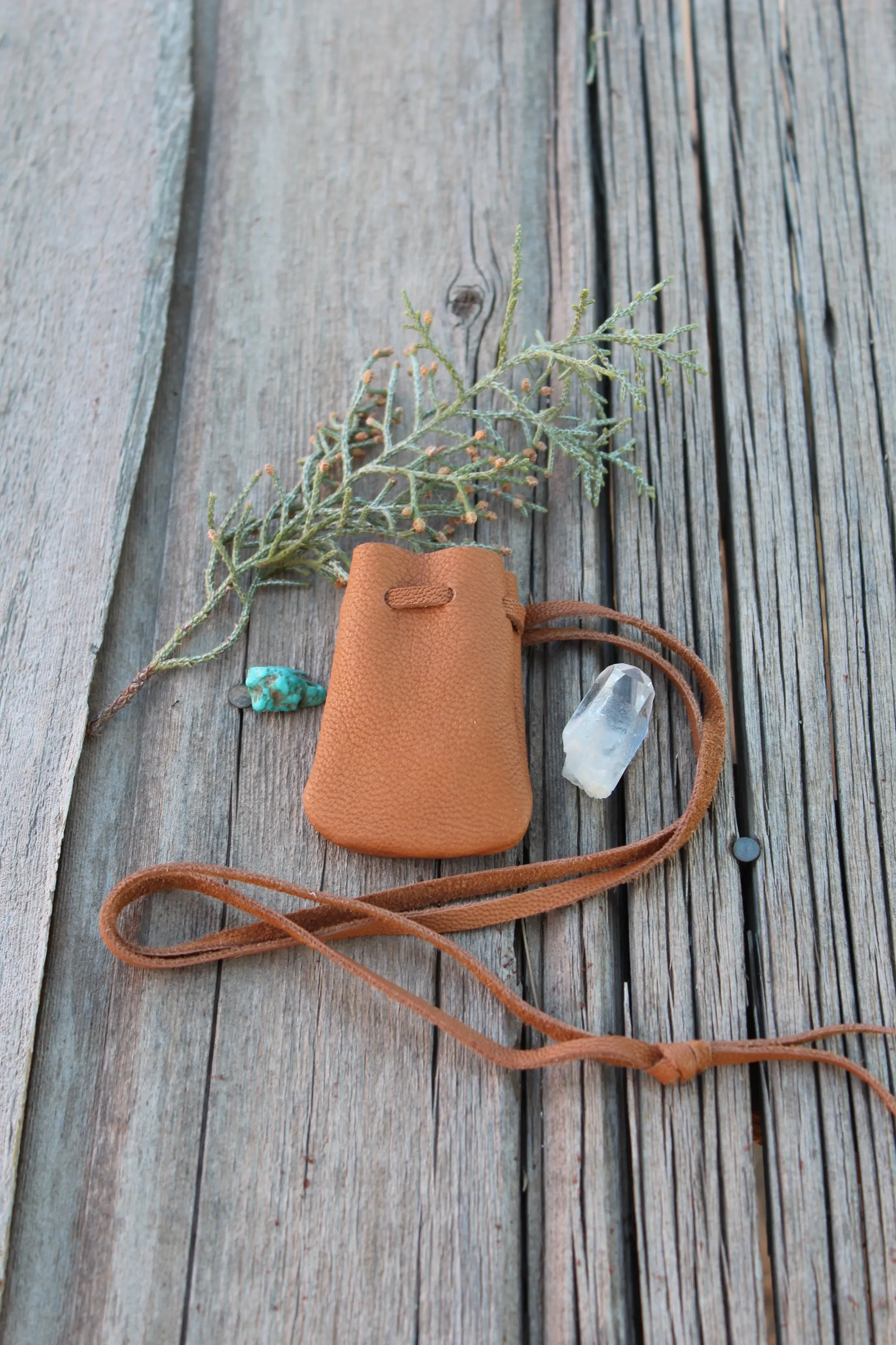 Medicine bag, buckskin bag, amulet bag