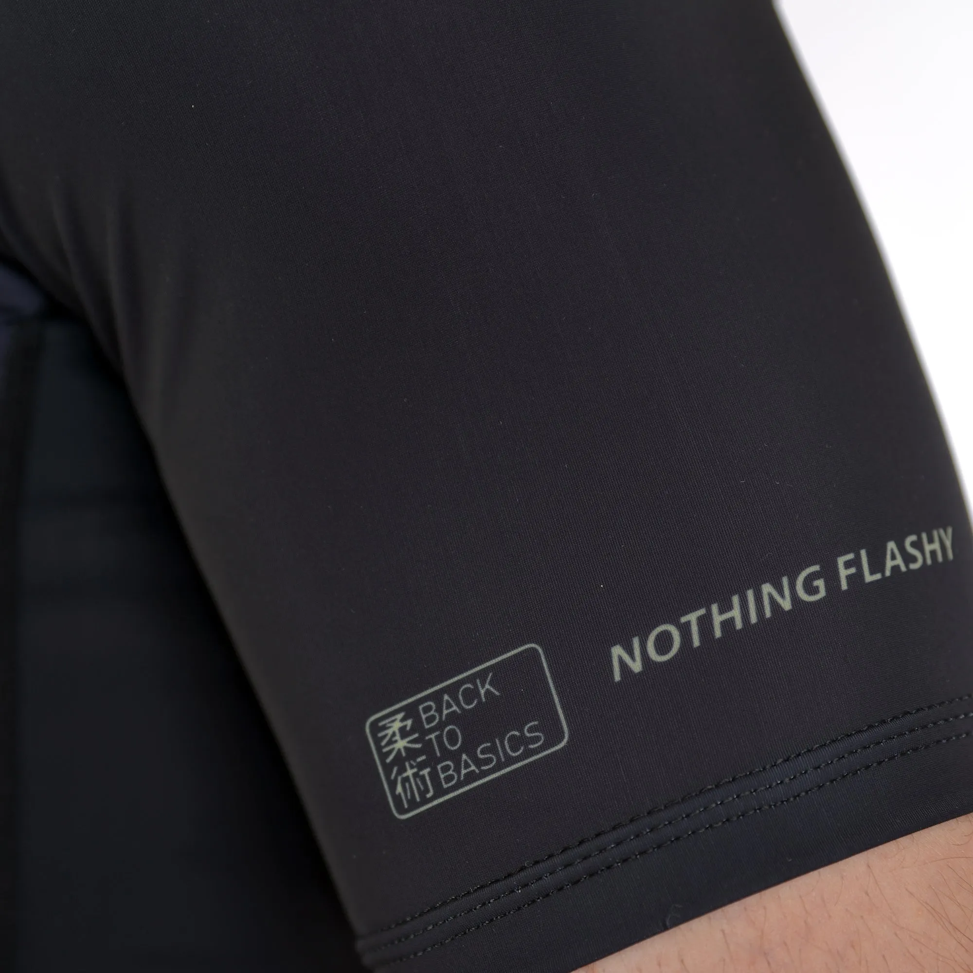 NO FLASH Rash Guard