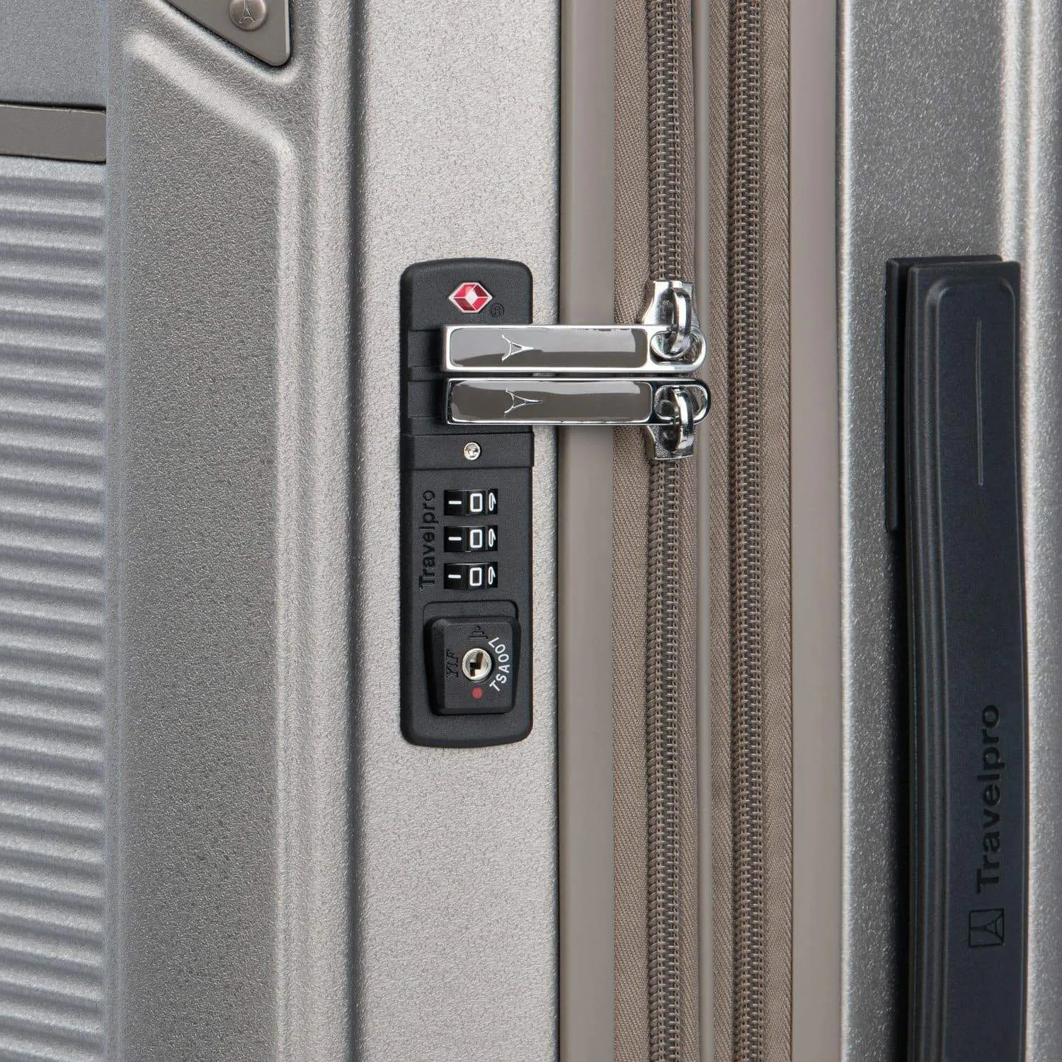 Platinum® Elite Compact Carry-On Expandable Hardside Spinner