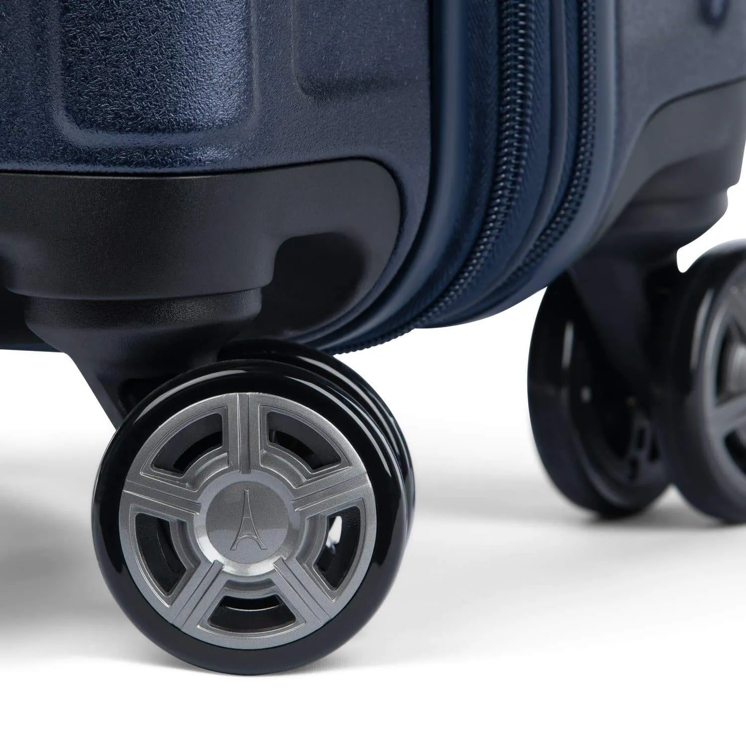 Platinum® Elite Compact Carry-On Expandable Hardside Spinner