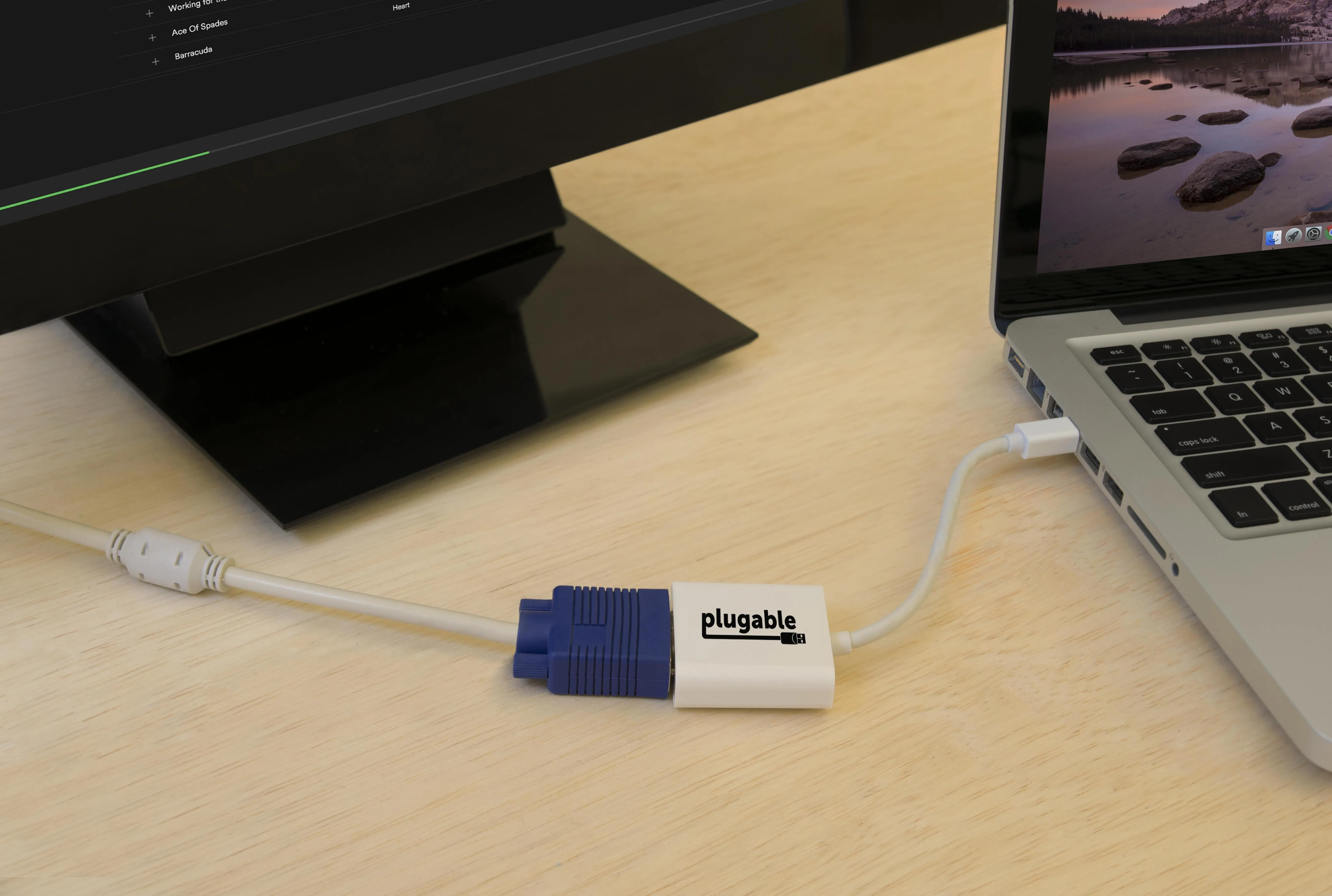 Plugable Mini DisplayPort to VGA Adapter (Active)