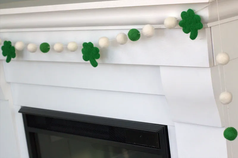 St. Patrick's Day Shamrock Garland- Kelly Green & White