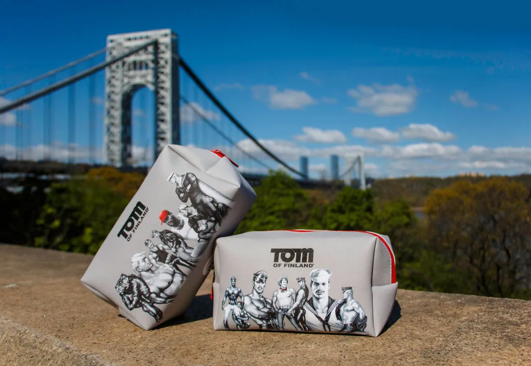 TOM OF FINLAND TOILETRY BAG